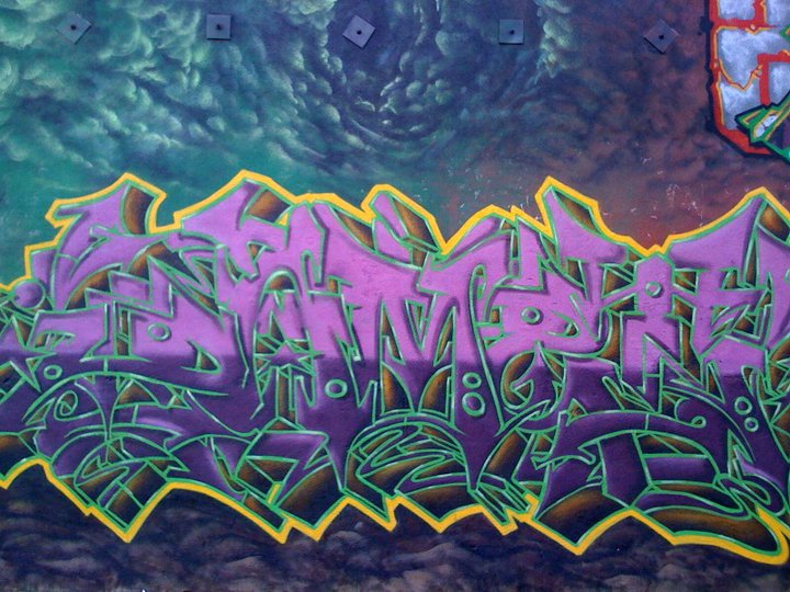 562762_10151106536613418_1284931558_n